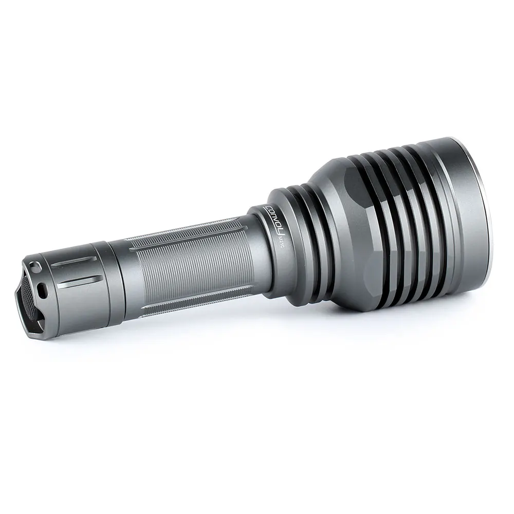 Lampe de poche M21C avec SFT40 – Test et Avis