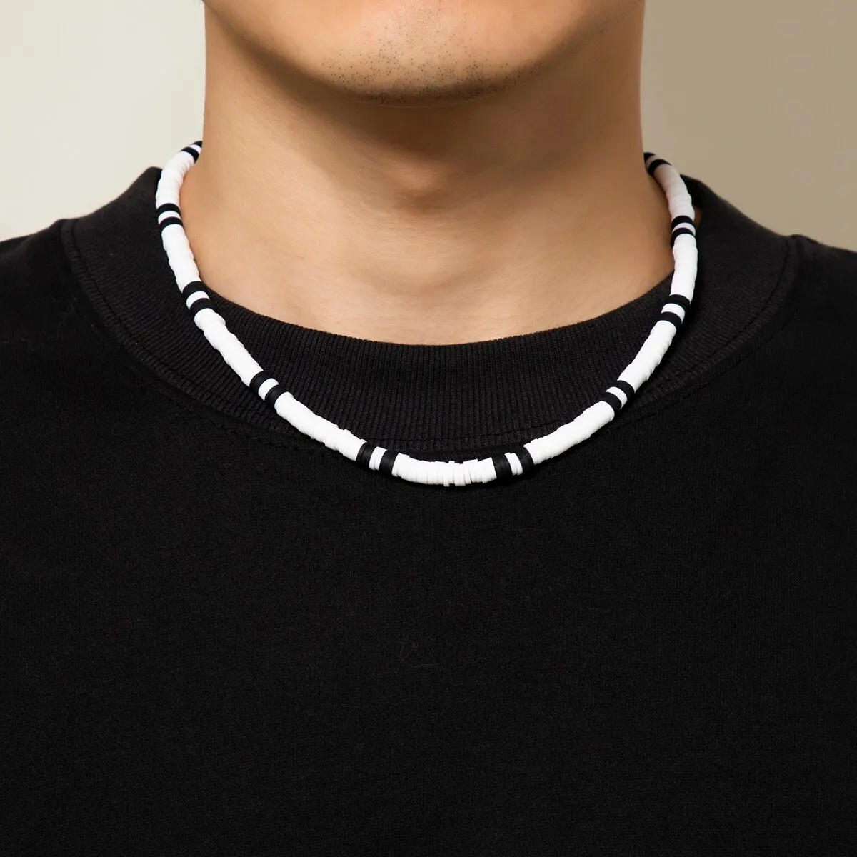 « Collier ras du cou argile polymère » – Test et Avis