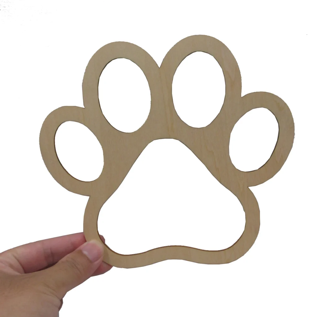 Patte de chien en bois découpée. – Test et Avis