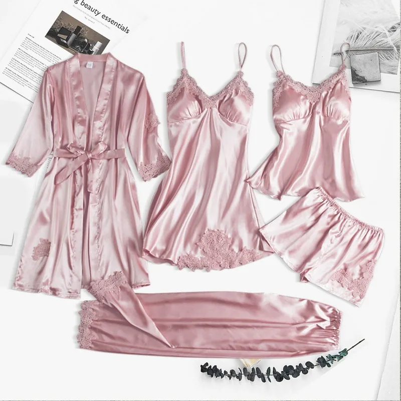 « Pyjama en satin de dentelle pour femmes » – Test et Avis